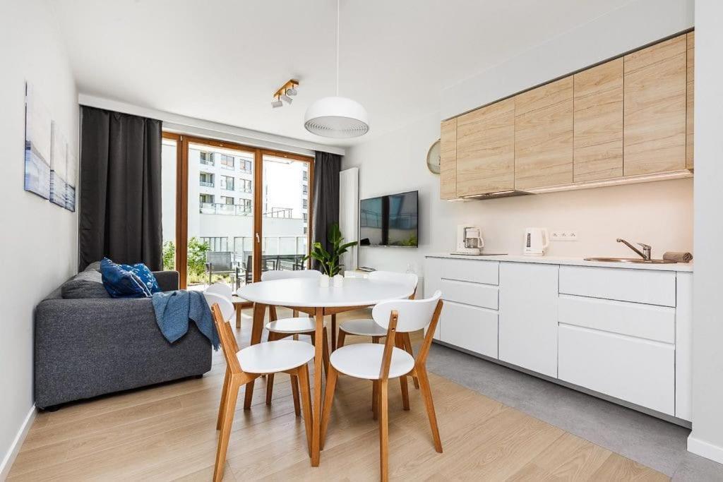 Garnizon Roberta Z Tarasem Apartment Danzig